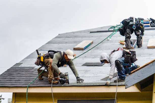 Professional Gutter Installation technician working in Sheboygan, WI